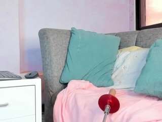 valeriia-clark on webcam for live free nude chat now