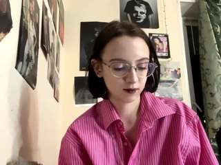 AlexandriaErceg on webcam for live free nude chat now