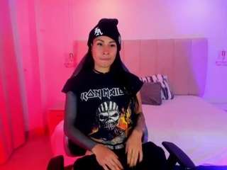 AmellieVaillant on webcam for live free nude chat now