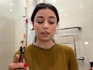 ArlyneDavitt on webcam for live free nude chat now