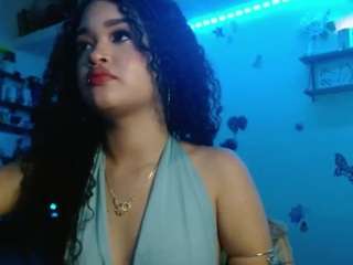 babybombomm18 on webcam for live free nude chat now