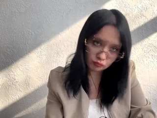 ClaudieKrallis on webcam for live free nude chat now