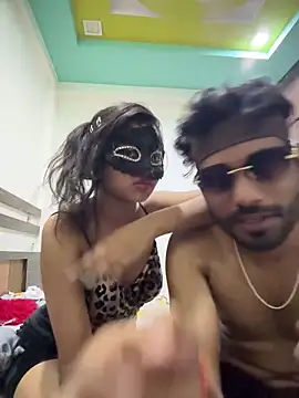 Crazy_Sizzler naked in live sex video chat