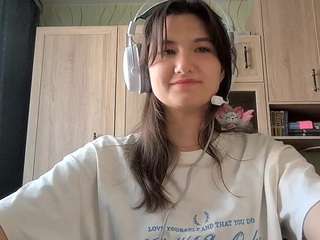 Deni on webcam for live free nude chat now