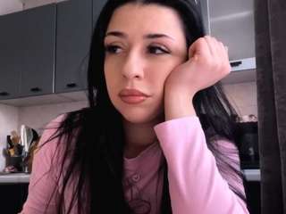 DwanaSouphom on webcam for live free nude chat now