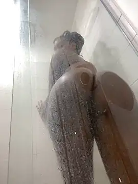 EscorpiLeoncita naked in live sex video chat