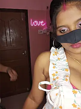 glammgoddess naked in live sex video chat