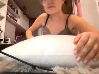 JodeeBarbini on webcam for live free nude chat now