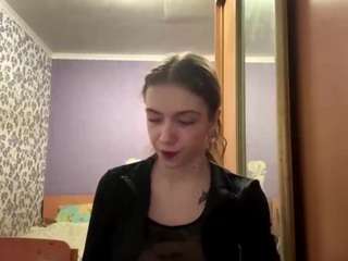 Josseline on webcam for live free nude chat now