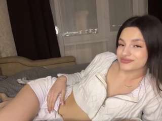 Kosandra on webcam for live free nude chat now