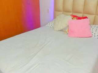 kyleesophia1 on webcam for live free nude chat now