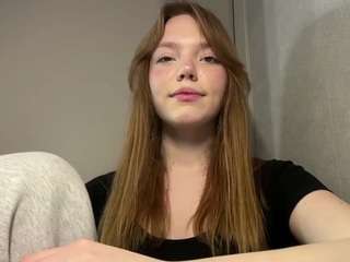 LekishaThoms on webcam for live free nude chat now