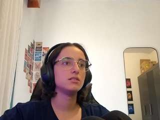 LeoraBreiland on webcam for live free nude chat now