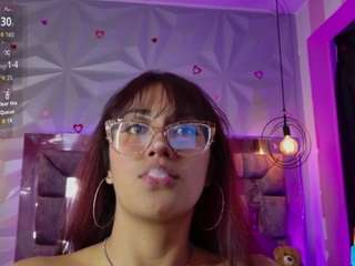 leyla-collinss on webcam for live free nude chat now