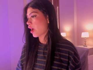 LiaSalvatore on webcam for live free nude chat now