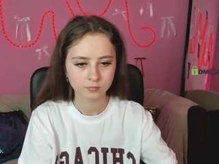 lili-blake on webcam for live free nude chat now