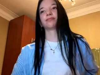 LillaThanos on webcam for live free nude chat now