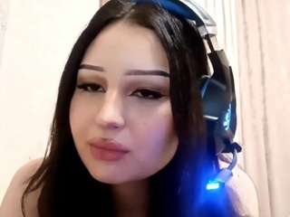 LunaFerrarin on webcam for live free nude chat now