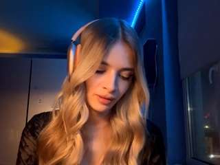 MaryjaneGrala on webcam for live free nude chat now