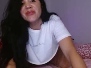 MISSLAYLAUK on webcam for live free nude chat now