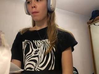 OtiliaLingerfelter on webcam for live free nude chat now