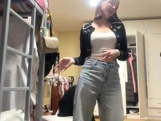 RennaSauberan on webcam for live free nude chat now