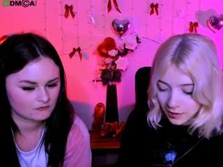 sabrina-mooore on webcam for live free nude chat now