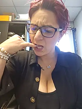 Sarajaymicorazon088 naked in live sex video chat