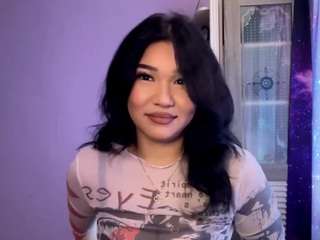 SheilaSheward on webcam for live free nude chat now