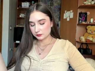 TishaTheaker on webcam for live free nude chat now