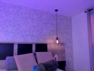 Vanessa-Duval on webcam for live free nude chat now