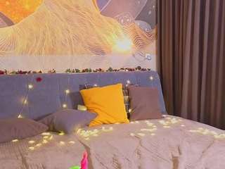 YunaMio on webcam for live free nude chat now
