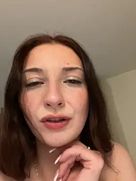 CheriOnTop naked in live sex video chat