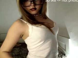 CristenSayre on webcam for live free nude chat now