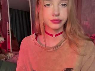 EveDarkSide on webcam for live free nude chat now