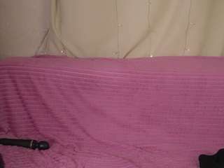 Finelia on webcam for live free nude chat now
