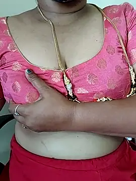 gaurika18 naked in live sex video chat