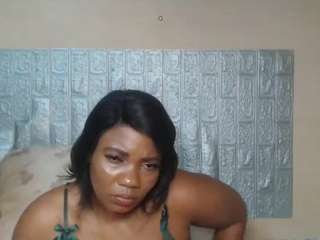 HoneyBosom on webcam for live free nude chat now