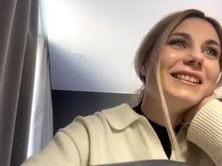 IndiraStorm on webcam for live free nude chat now