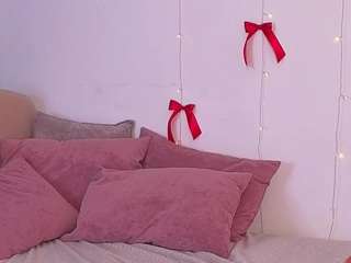 LaraNills on webcam for live free nude chat now
