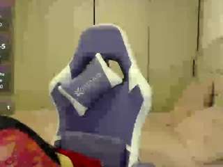 lauriSweet70 on webcam for live free nude chat now