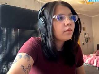 Lina Cute on webcam for live free nude chat now