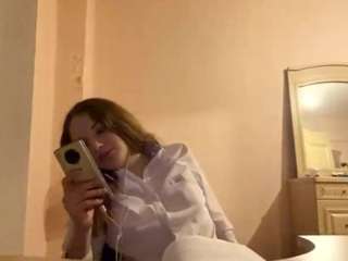 Miesha on webcam for live free nude chat now