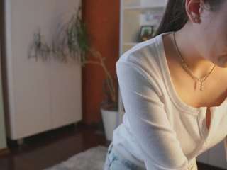 MillieBranstetter on webcam for live free nude chat now