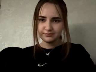 NoelleKulik on webcam for live free nude chat now