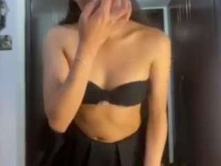 SoftScarlett on webcam for live free nude chat now