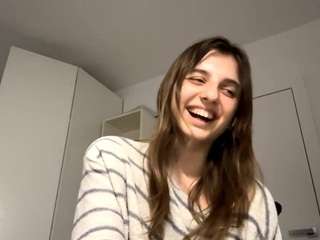 TheolaKassis on webcam for live free nude chat now