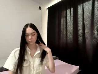 UnwiseFluency on webcam for live free nude chat now
