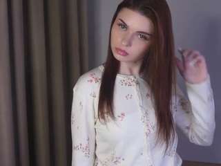 UshaSherdon on webcam for live free nude chat now
