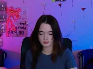 dina-fox on webcam for live free nude chat now
